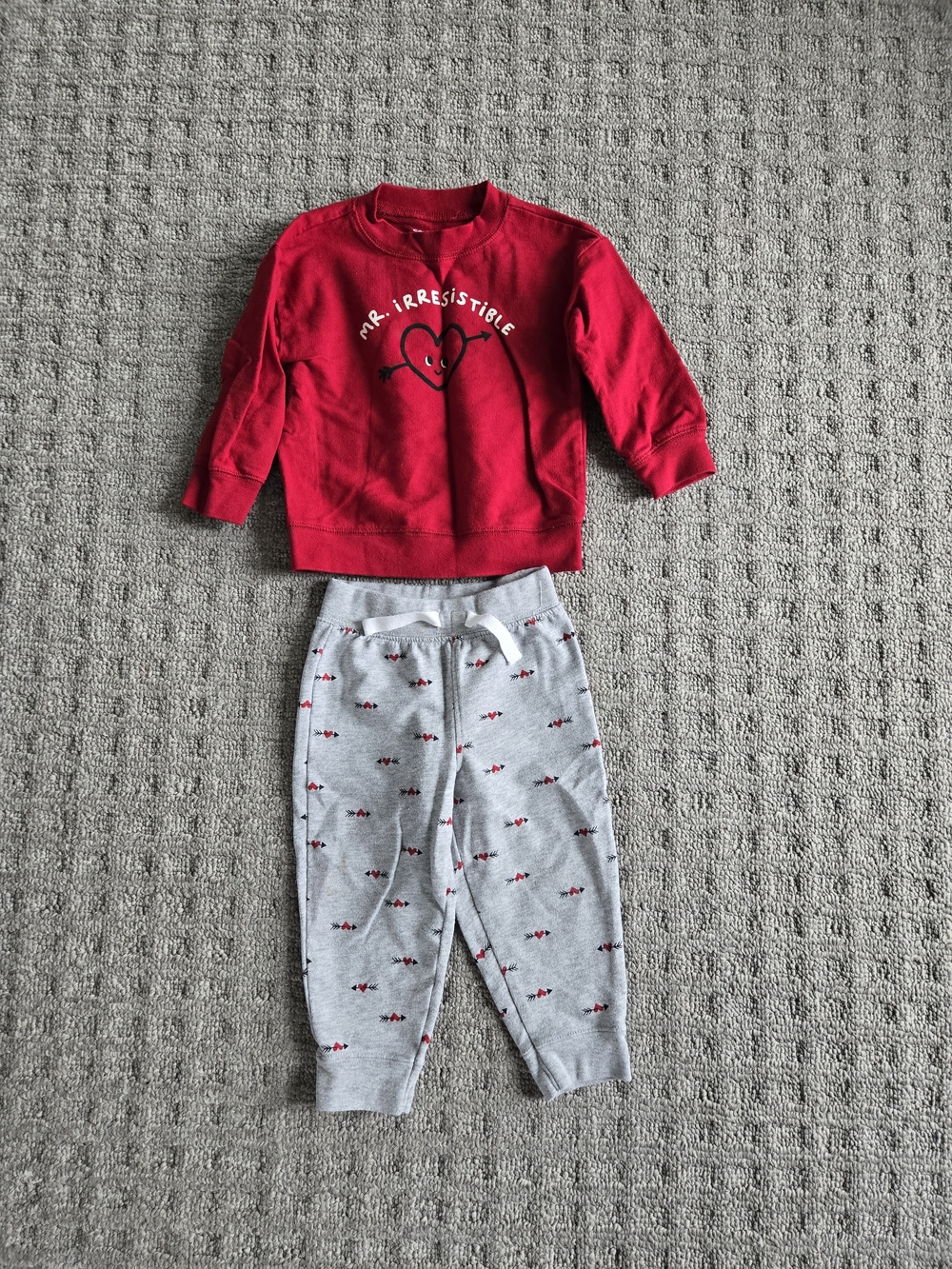 Mr. Irresistible Sweatshirt & Gray Heart-Print Joggers - Valentine's Day Outfit
